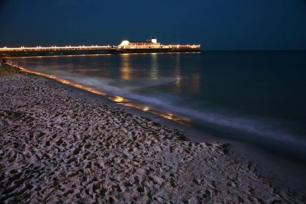 Bournecoast Clifftop Apartment - Sea Views-Fm6184 Bournemouth 0*,