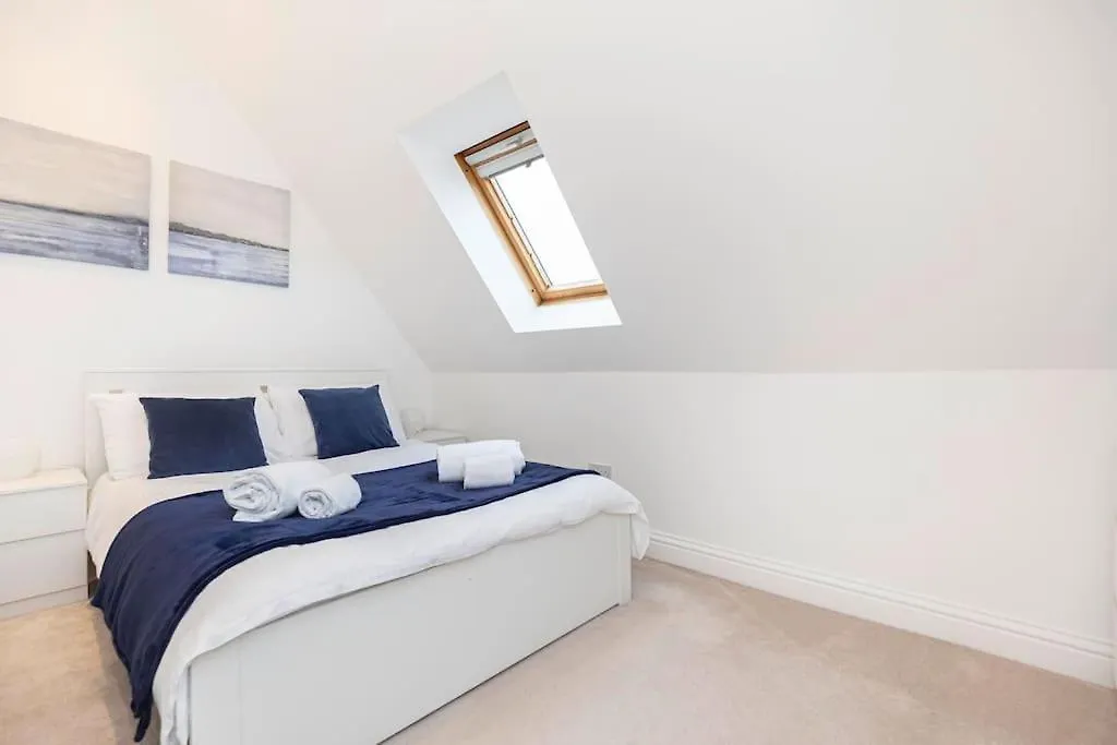 Bournecoast Clifftop Apartment - Sea Views-Fm6184 Bournemouth