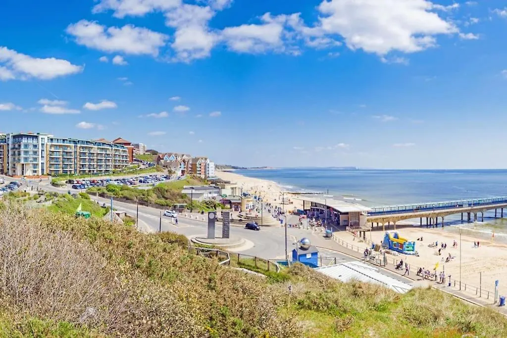 Bournecoast Clifftop Apartment - Sea Views-Fm6184 Bournemouth 0*,  United Kingdom
